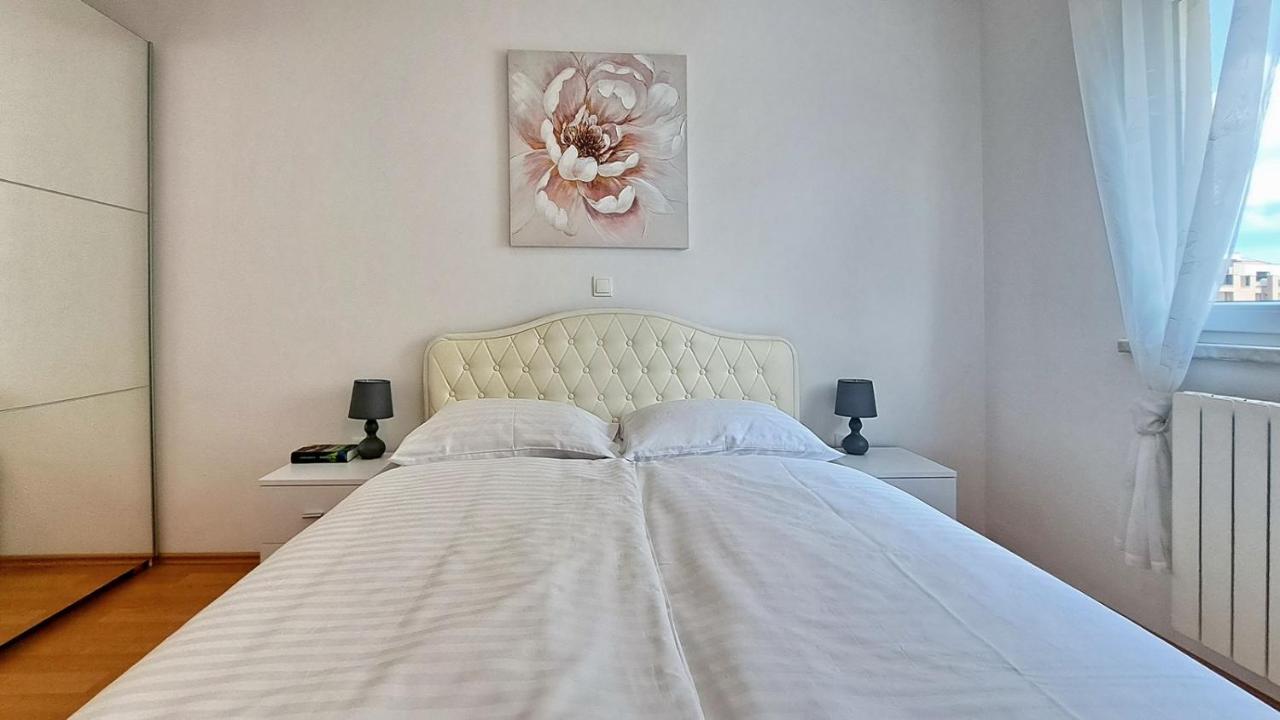 Apartman Vista 1 - With Sea View *